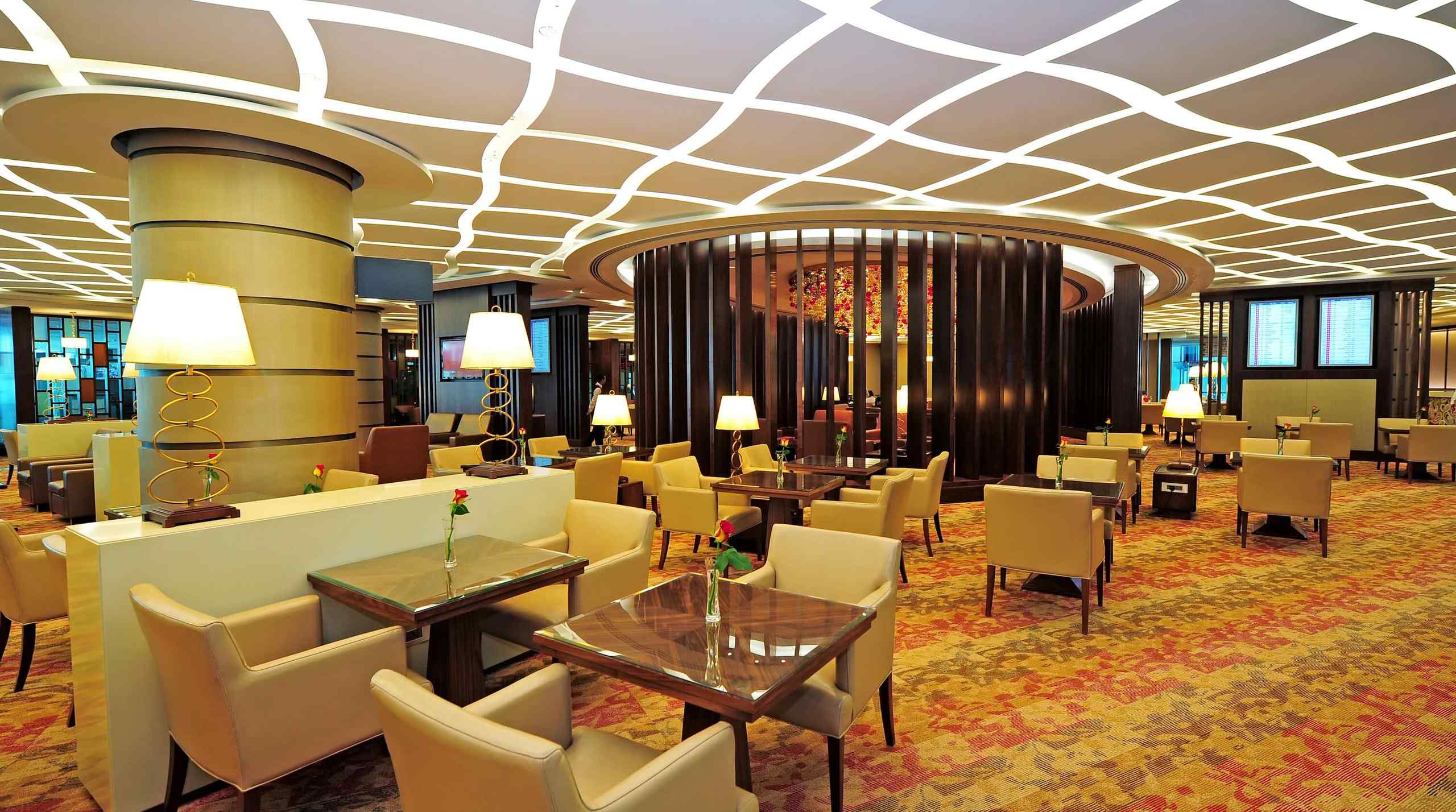 Emirates First Class Lounge, Dubai copy.jpg